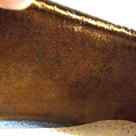 Hush Puppies Vintage Brown Suede Round Toe Slip On Loafers Sz 9M - Picture 7 of 8